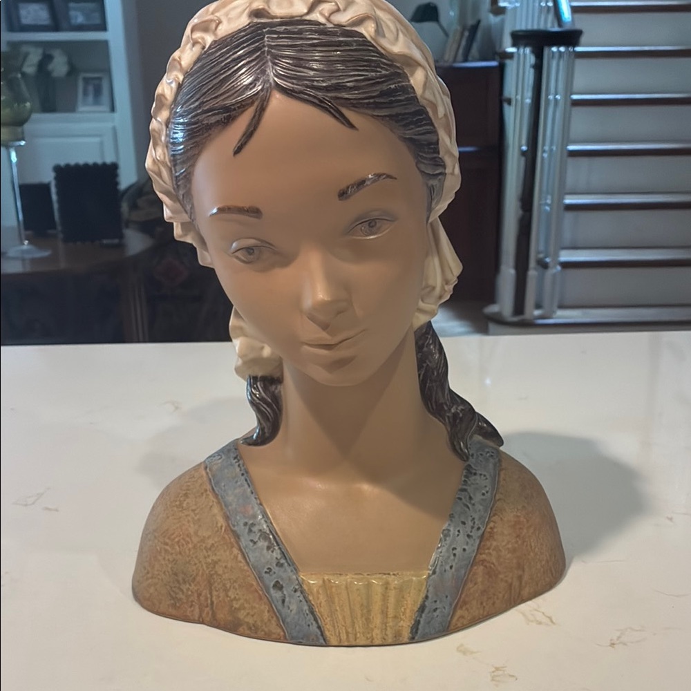 Vintage Lladro porcelain bust